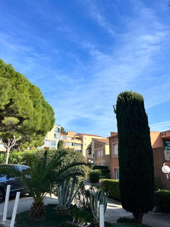 Studio La Baie Des Anges Apartment La Ciotat Exterior photo